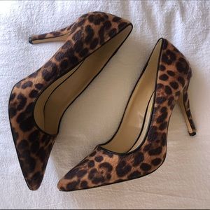 NWT Nine West Martina leopard pumps
